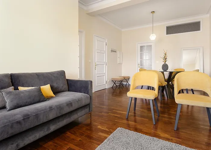 Chateau Belomonte * Oporto