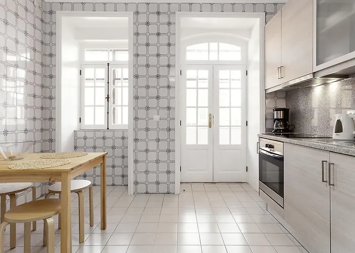 Chateau Belomonte * Oporto